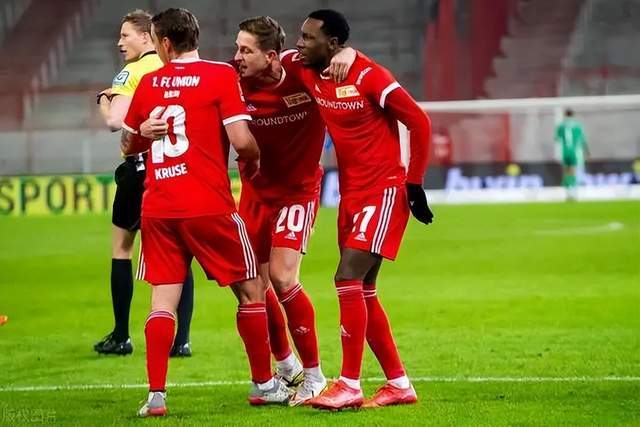 维费尔：我们创造了机会本可以取得领先，但踢得太粗疏大意